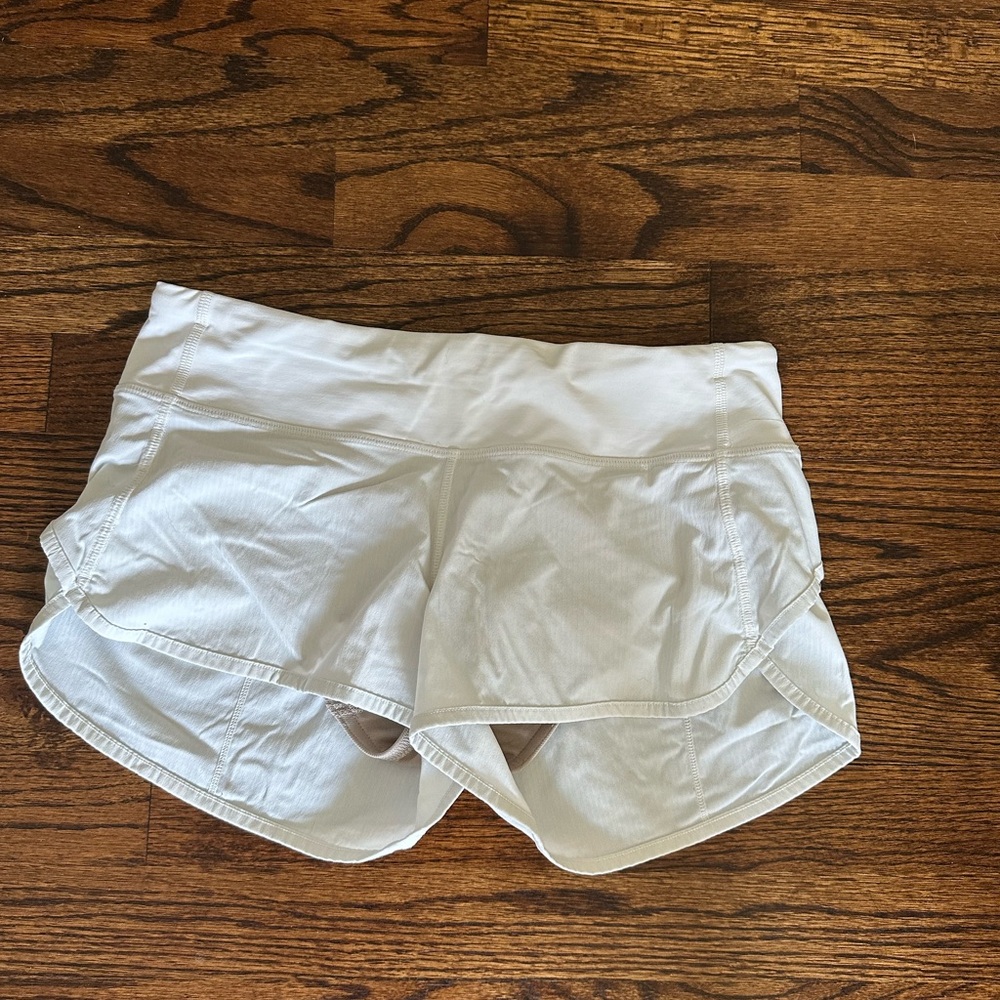 LululemonWhite Speed Shorts size 4